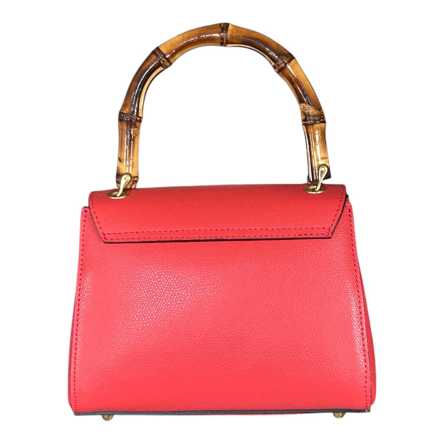 Borsa in pelle con manico in bambù.